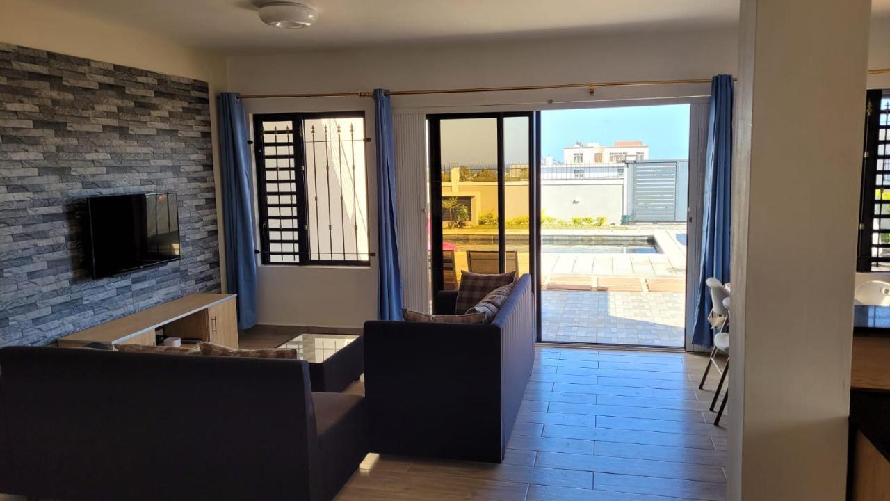 Coquette Villa Avec Piscine Flic en Flac Exterior photo